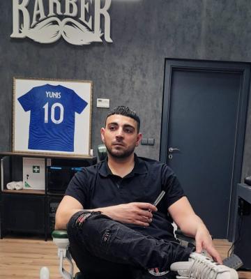 Barber Louis