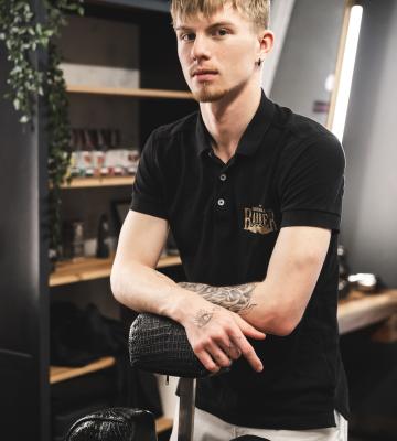  Luboš